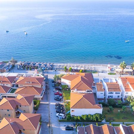 Hotel Paralio Possidi Ngoại thất bức ảnh