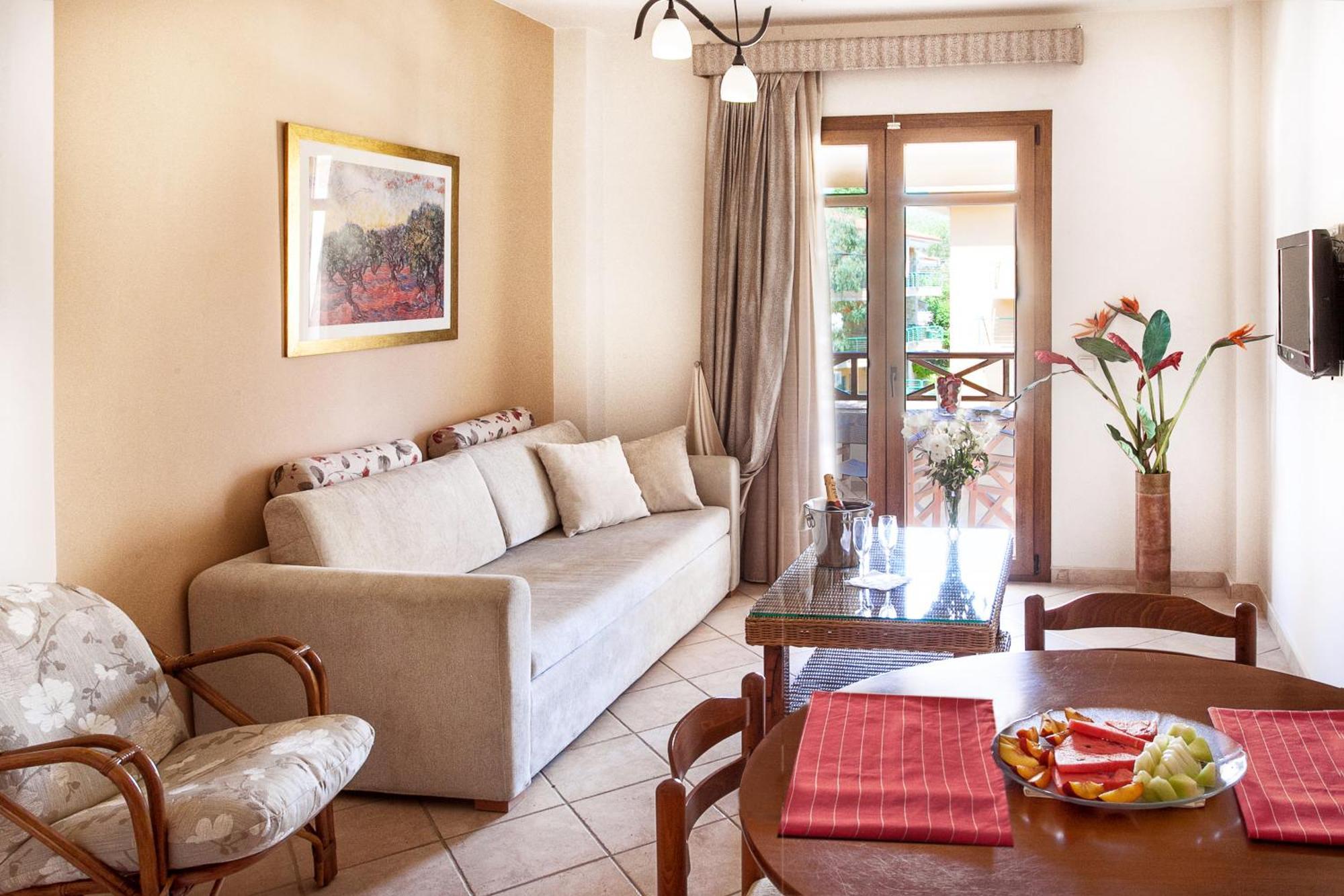 Hotel Paralio Possidi Ngoại thất bức ảnh